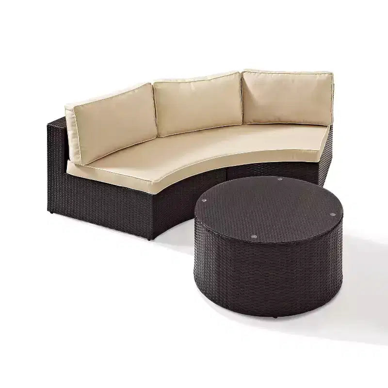 Set divano componibile da esterno Catalina in vimini, 2 pezzi: Divano da patio e tavolino moderni, Resistente ai raggi UV, Intrecciato a mano, Struttura in acciaio