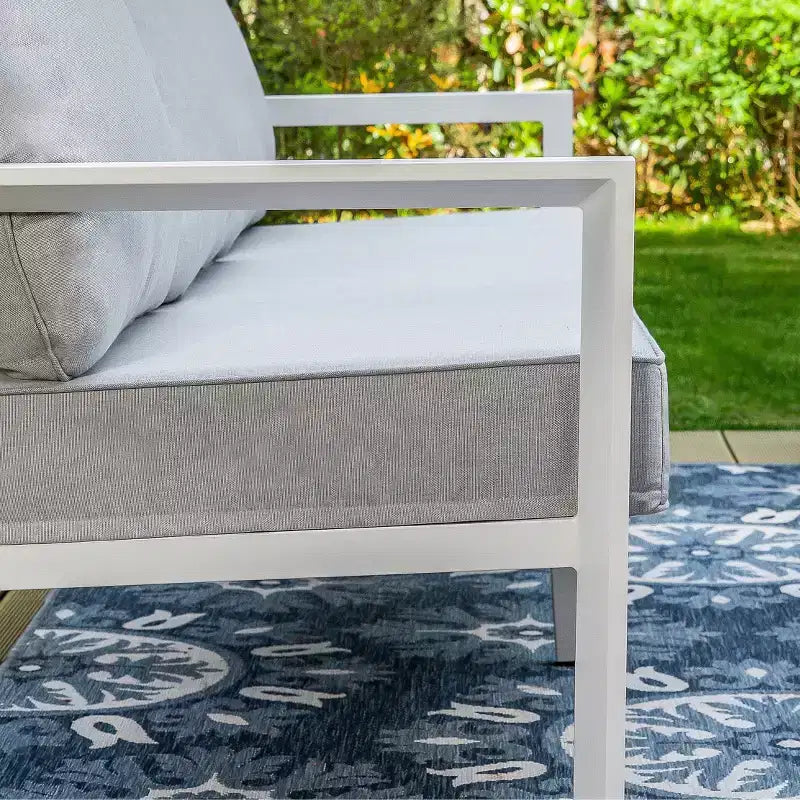 Ensemble de 6 pièces Captiva Designs, Foyer d'extérieur moderne en aluminium avec fauteuils et poufs