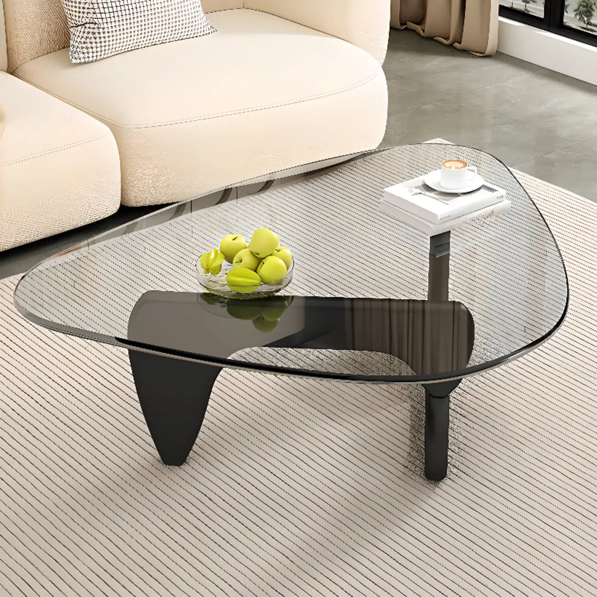 Tavolino da Caffè Triangolare con Piano in Vetro e Base in Legno