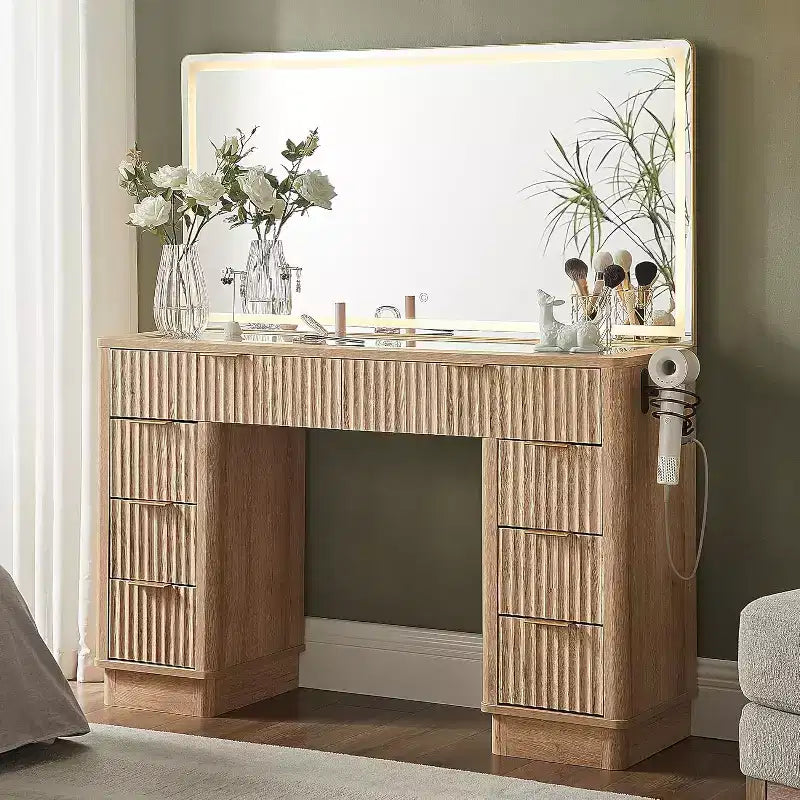 Coiffeuse à 48 cannelures avec miroir et lumières, table de maquillage moderne avec 8 tiroirs et station de charge, coiffeuse avec plateau en verre