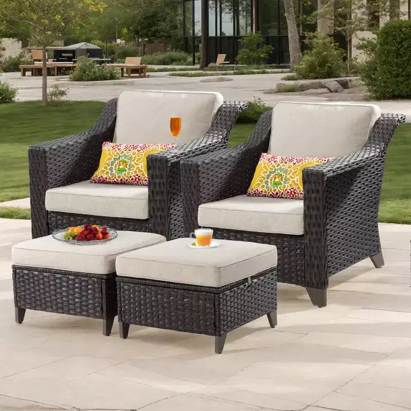 Sedia da patio UPTIOT con cuscini e poggiapiedi