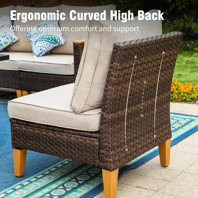Captiva Designs Set Divano Sezionale Curvo Semicircolare da Esterno in Rattan di Vimini a 7 Pezzi con Pouf Imbottito