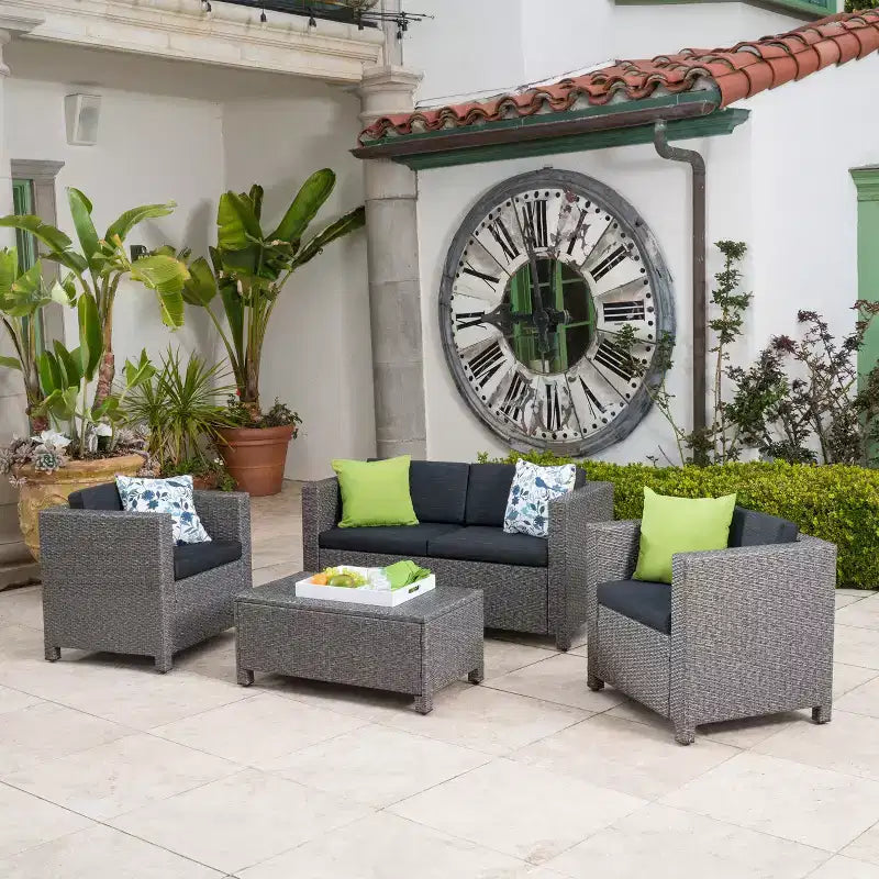 Christopher Knight Home Puerta, set da 4 mobili da esterno in vimini con cuscini per conversazione