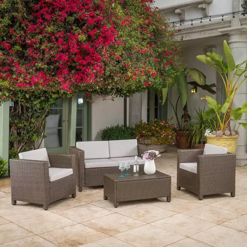 Christopher Knight Home Puerta, set da 4 mobili da esterno in vimini con cuscini per conversazione