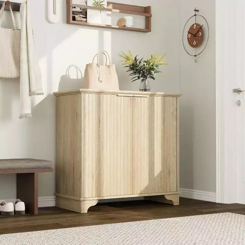 Acekool Mobile Buffet da Fattoria Ante Scanalate e Ripiani Regolabili per Cucina, Sala da Pranzo e Soggiorno (Rovere Naturale)