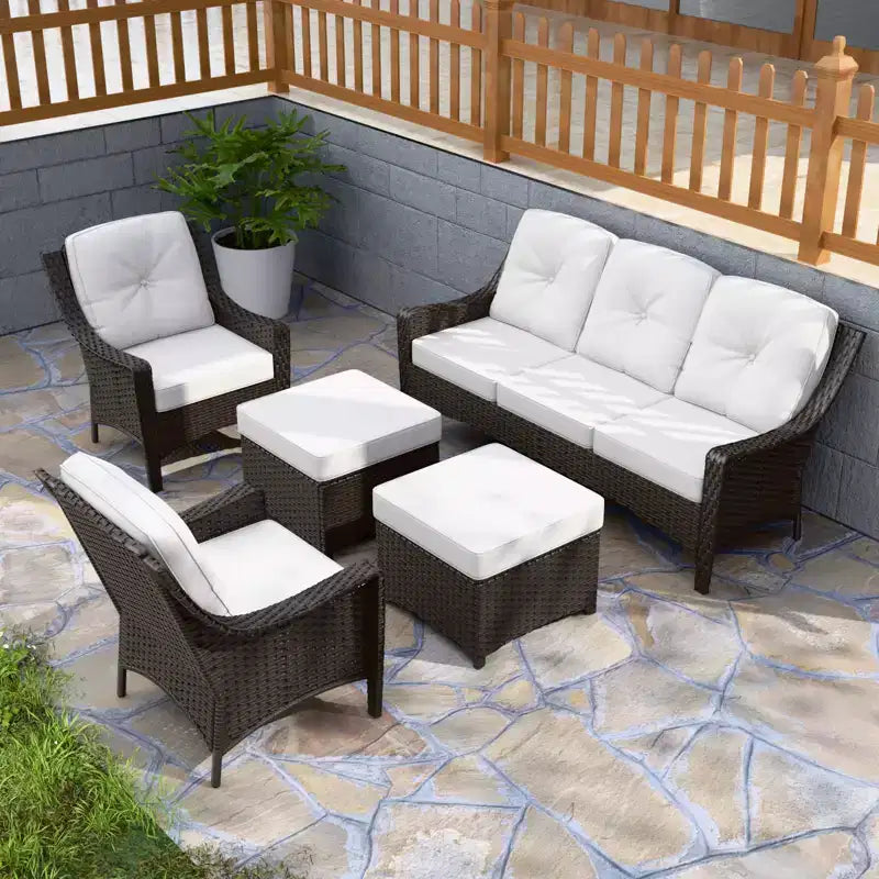 Set di mobili da giardino in vimini a 5 pezzi EAGLE PEAK Azure Bay, divano e sedie con pouf