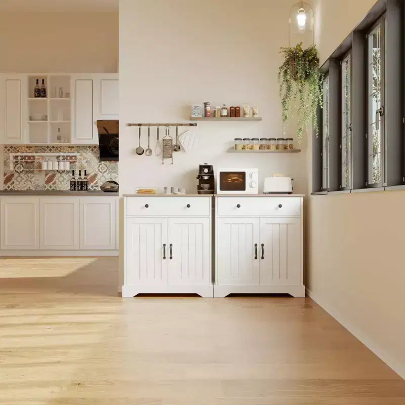 Madia da 74,9 cm con ripiani regolabili, versatile credenza/mobile bar bianco in legno con ante per sala da pranzo e dispensa cucina