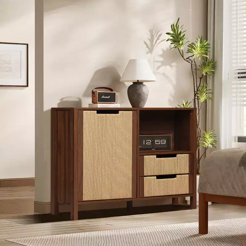 LuxenHome Buffet en noyer de 34 po avec rangement, meuble d'appoint à 2 tiroirs en corde tressée de jonc de mer style bohème avec porte, marron