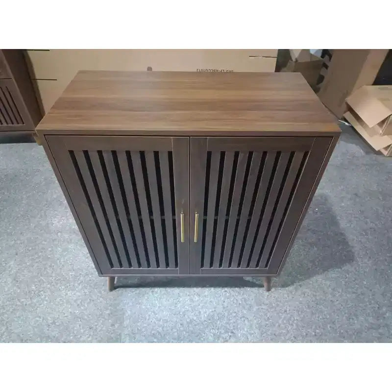 Okak Accent Cabinet, Credenza con quattro ante intagliate, Armadietto per Cucina, Sala da Pranzo, Ingresso