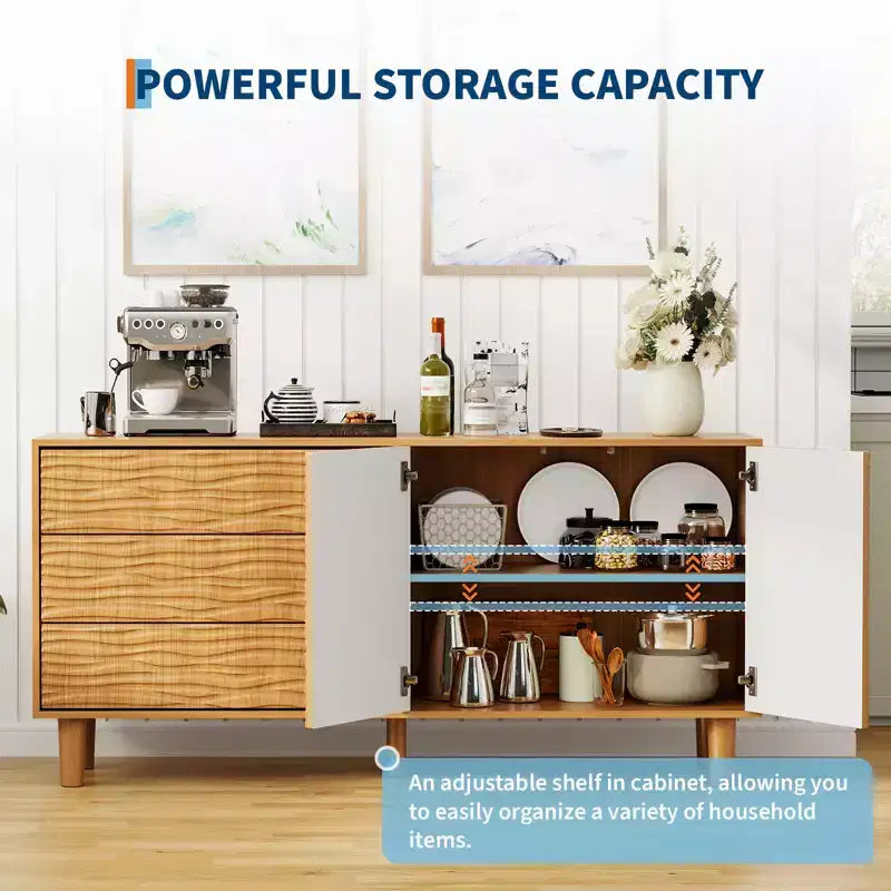 COZONY 61 Buffet credenza moderno di metà secolo, mobile in legno naturale con 3 cassetti e 2 ante, design con scanalature ondulate e ripiano regolabile