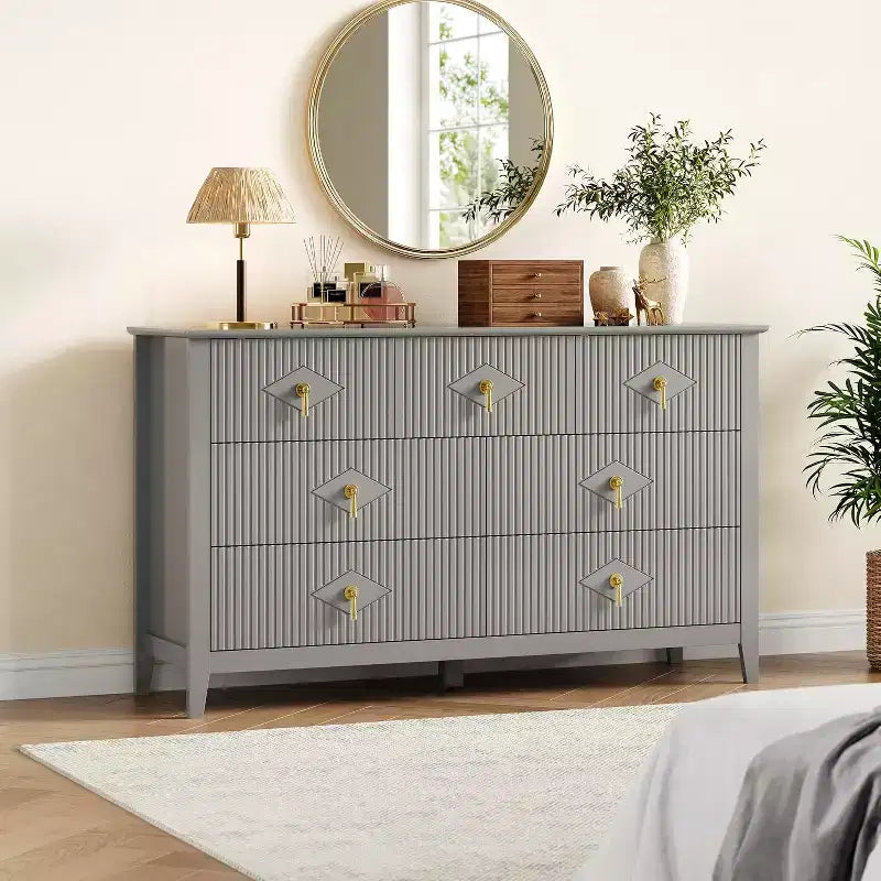 Comò per camera da letto con 7 cassetti, comò moderno largo 137 cm con maniglie in metallo, porta TV, cassettiera in legno per camera da letto