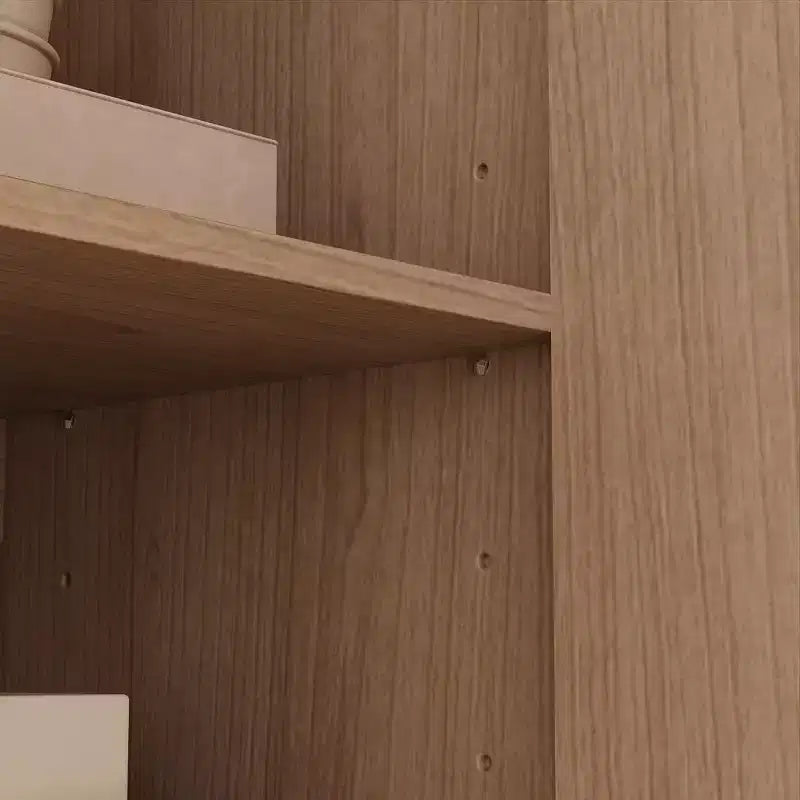 Buffet bas avec rangement et 2 portes, à cannelures