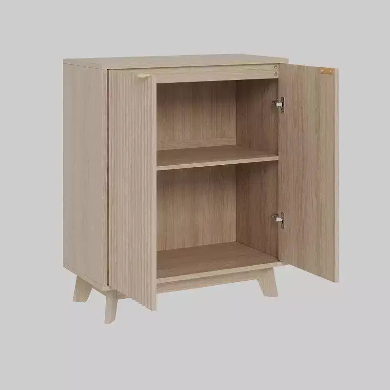 Buffet bas avec rangement et 2 portes, à cannelures