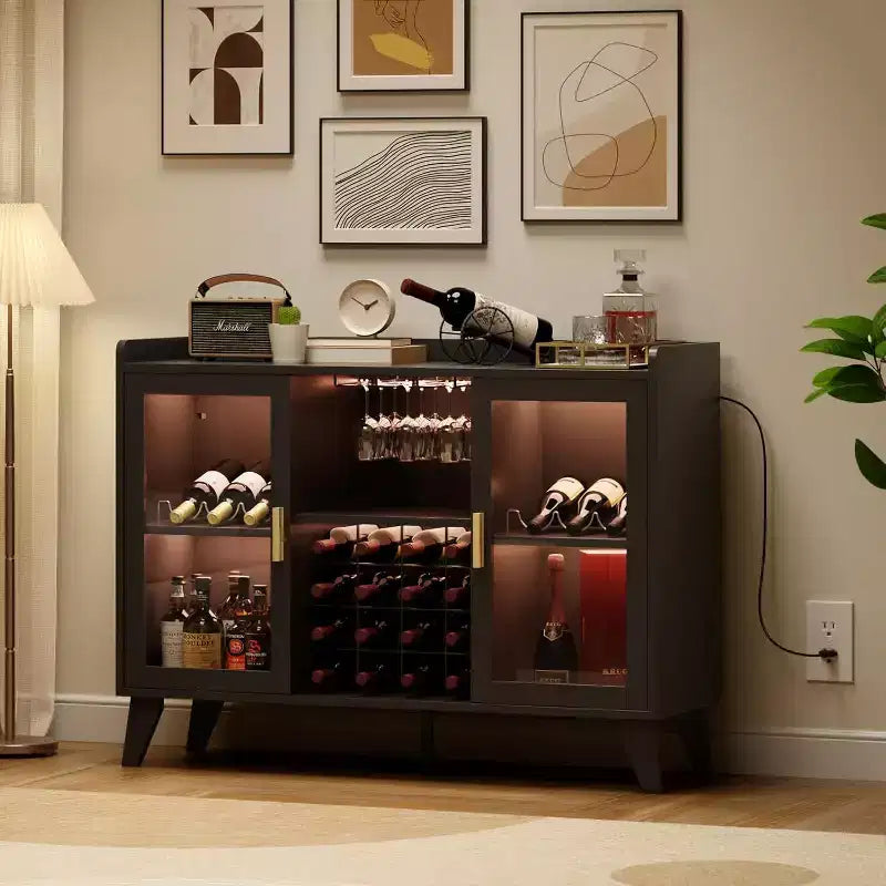 Meuble Bar à Vin de 47 Pouces, Desservante Autonome pour Bouteilles d'Alcool avec Étagères de Rangement, Casier à Vin et Porte-Verres pour Salle à Manger, Cuisine