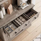 Mobile Bar da Fattoria da 72 pollici con Porta Scorrevole a Granaio, Credenza Alta da Cucina con 3 Cassetti, Madia Rustica per Caffè e Vino con Portabottiglie e Calici