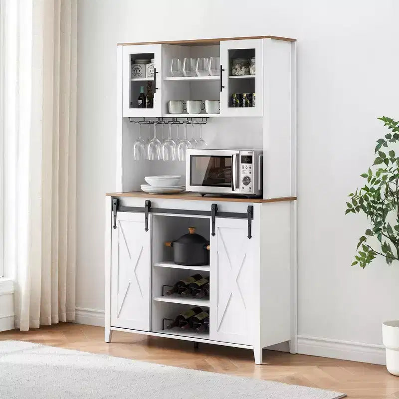 Mobile bar da fattoria con anta scorrevole a granaio, credenza rustica da 70 pollici con portabottiglie e portabicchieri per cucina, sala da pranzo o angolo bar