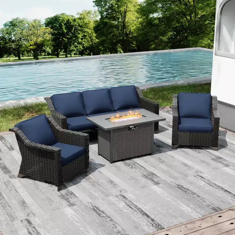 Set da Esterno UPTIOT con Tavolo Convertibile con Braciere e Sedute
