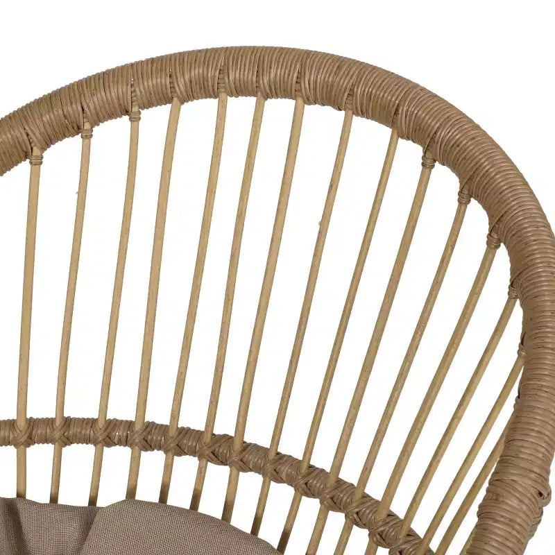 Set Salotto da Giardino Loic Farmhouse Christopher Knight Home in Ferro con Design in Rattan PE e Tavolino da Bistrò a Doghe in Acacia
