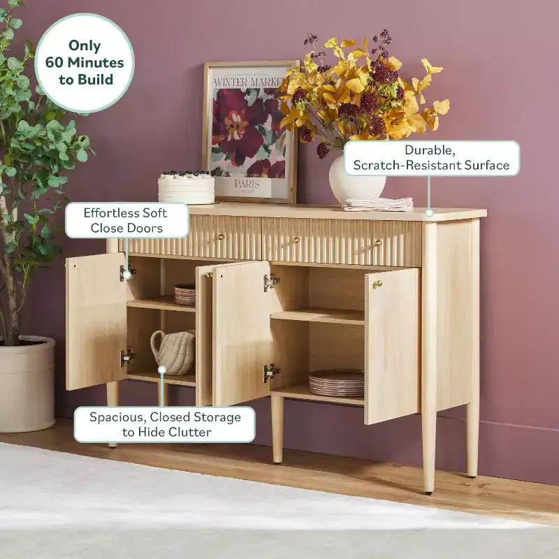 Buffet de salle à manger en bois cannelé moderne de 58 po avec rangement, assemblage facile
