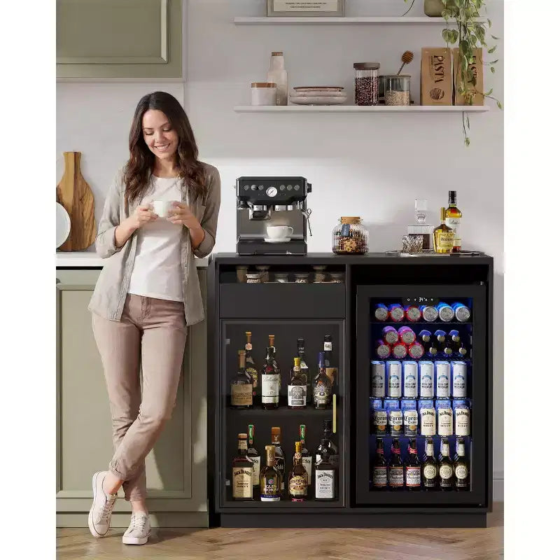 Meuble de Bar à Café avec Espace Réfrigérateur, Buffet Vaisselier avec Lumières LED et Prises Électriques, Meuble de Rangement pour Alcool avec Portes Vitrées, Noir