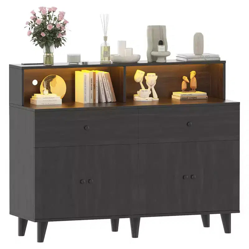 Mobile Bar Caffè da 120 cm con Prese di Corrente, Credenza Buffet con 2 Cassetti, 4 Ante e Scaffali