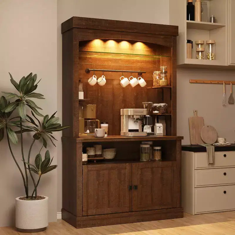 Mobile Credenza da Cucina alto 183 cm con Luci LED, Buffet con Portabottiglie, Ripiano in Vetro e Supporto per Microonde per Sala da Pranzo