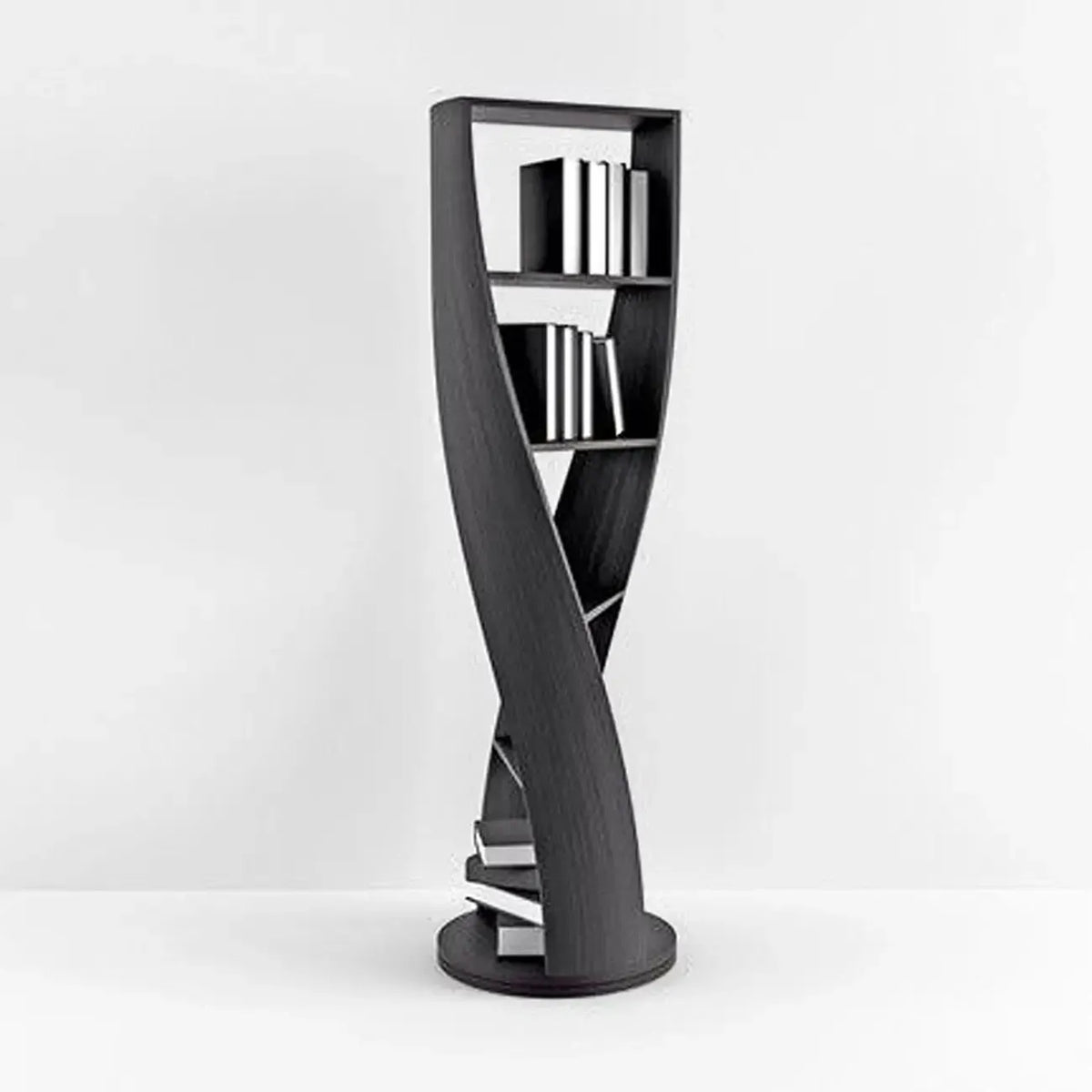 Libreria verticale a 5 ripiani in legno modello clessidra contemporanea