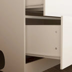 Armoire avec miroir et tringle extensible pour optimiser l'espace
