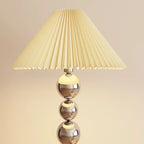 Lampadaire moderne décoratif à boules superposées avec abat-jour en tissu