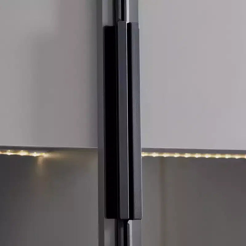 Vitrine éclairée LED Meuble de rangement avec porte en verre trempé, 2 tiroirs, étagères réglables, Moderne Minimaliste, Gris-ModernLuxe