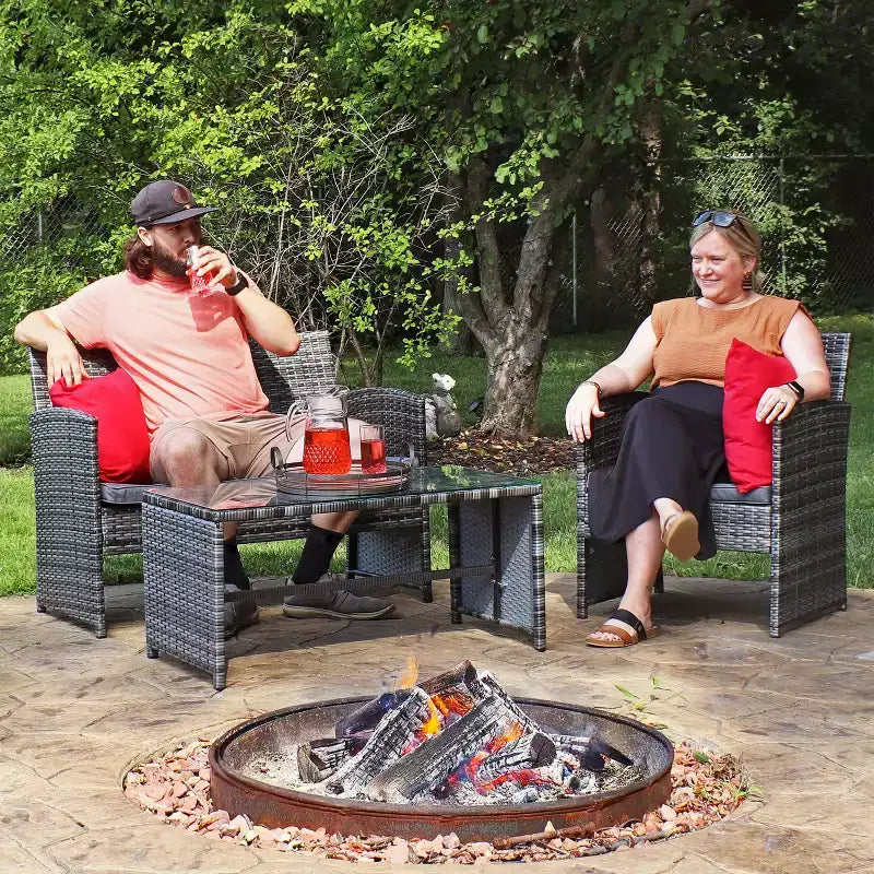 Set da 4 mobili da conversazione per patio da esterno Sunnydaze Ardfield con divanetto, sedie e tavolo - Grigio e Grigio