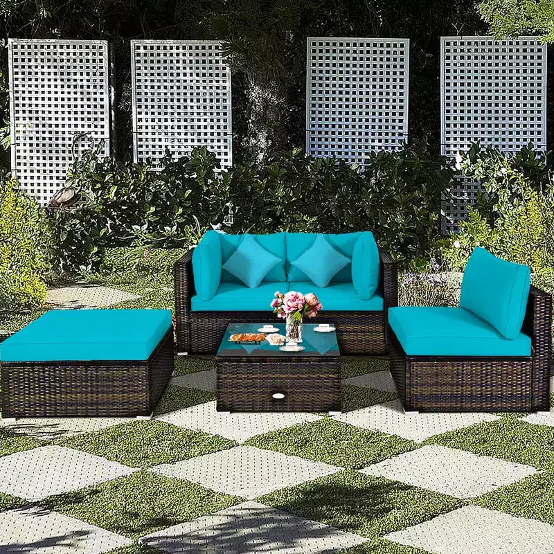 Costway Set 5 Pezzi Mobili da Esterno in Rattan per Patio, Divano Sezionale da Conversazione, Cuscino Turchese/Blu Marino/Nero