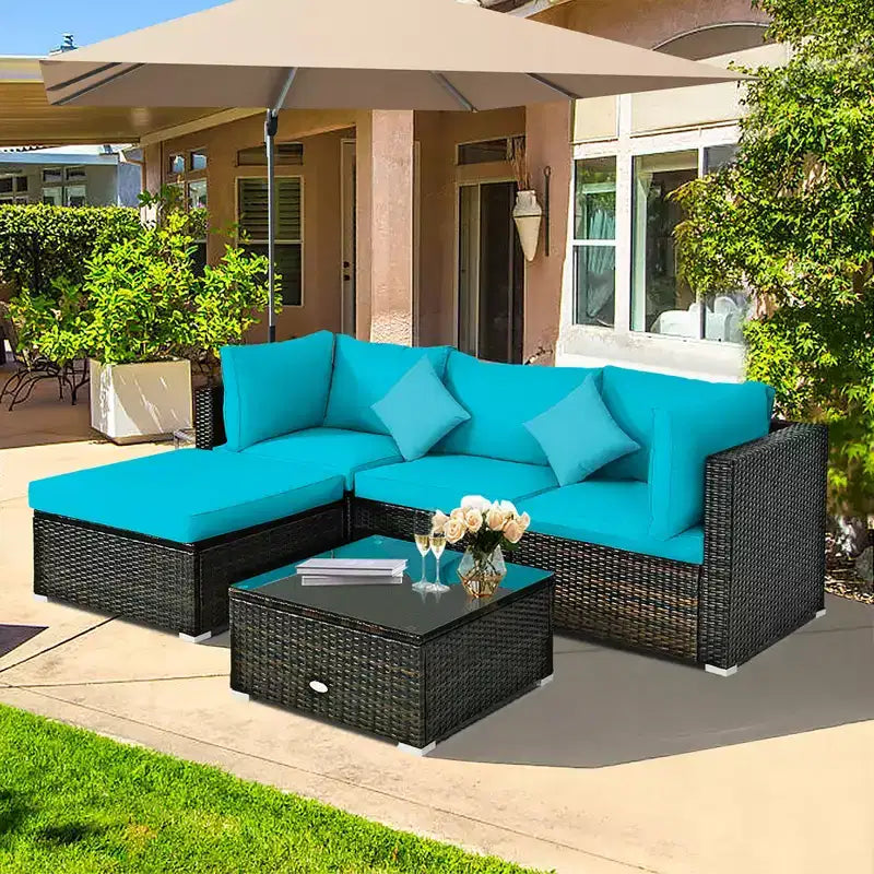 Costway Set 5 Pezzi Mobili da Esterno in Rattan per Patio, Divano Sezionale da Conversazione, Cuscino Turchese/Blu Marino/Nero