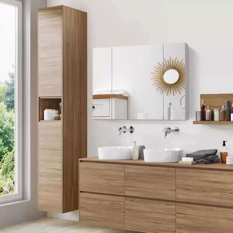 kleankin Pensile a Specchio a LED, Armadietto Bagno da Parete con Illuminazione e Specchio, Tre Ante, Interruttore Dimmer Touch e Ricarica USB, Bianco