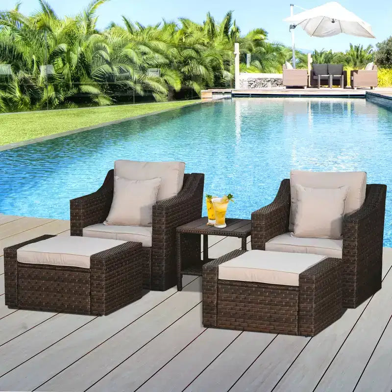 Outsunny Set Arredamento da Esterno 5 Pezzi, Set Salotto Conversazione con Sedie e Poggiapiedi in Rattan PE Resistente alle Intemperie con Tavolo, Cuscini e Guanciali Inclusi