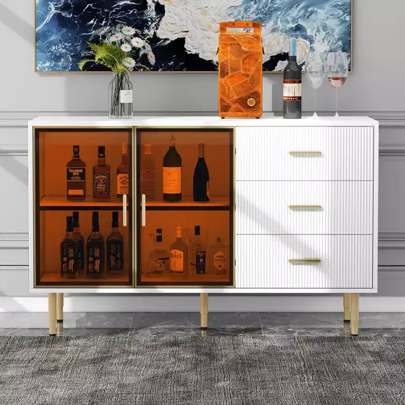 Buffet moderne, meuble de rangement avec portes en verre trempé ambré-jaune et pieds et poignées en métal doré - ModernLuxe