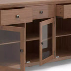 Madia a buffet Essex - Wyndenhall