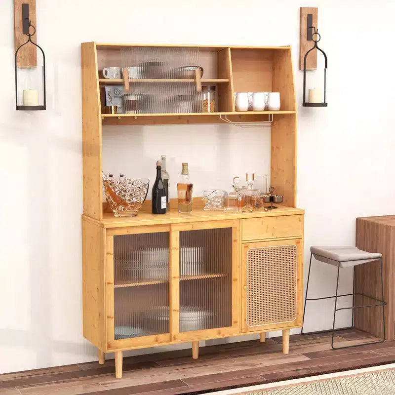 Meuble Buffet Costway en Bambou avec Bar à Vin, Armoire de Rangement et Porte Coulissante en Rotin