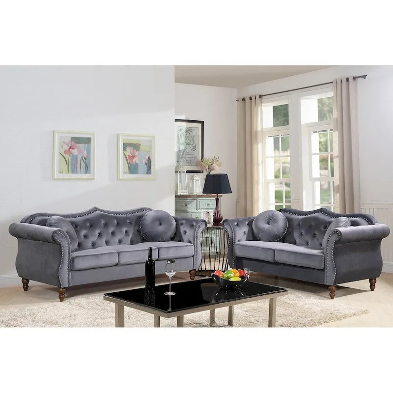 Set divano Chesterfield Gracewood Hollow Mantel Mid-century con borchie