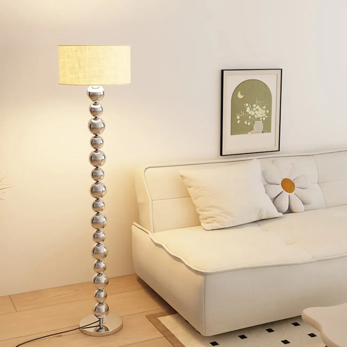 Lampadaire moderne décoratif à boules superposées avec abat-jour en tissu