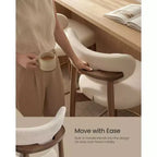 VASAGLE Set di 2 Sgabelli da Bar in Legno, Sgabelli da Bancone Imbottiti con Gambe in Legno Massello, Schienale Ergonomico, Tessuto Effetto Lino, Cappuccino