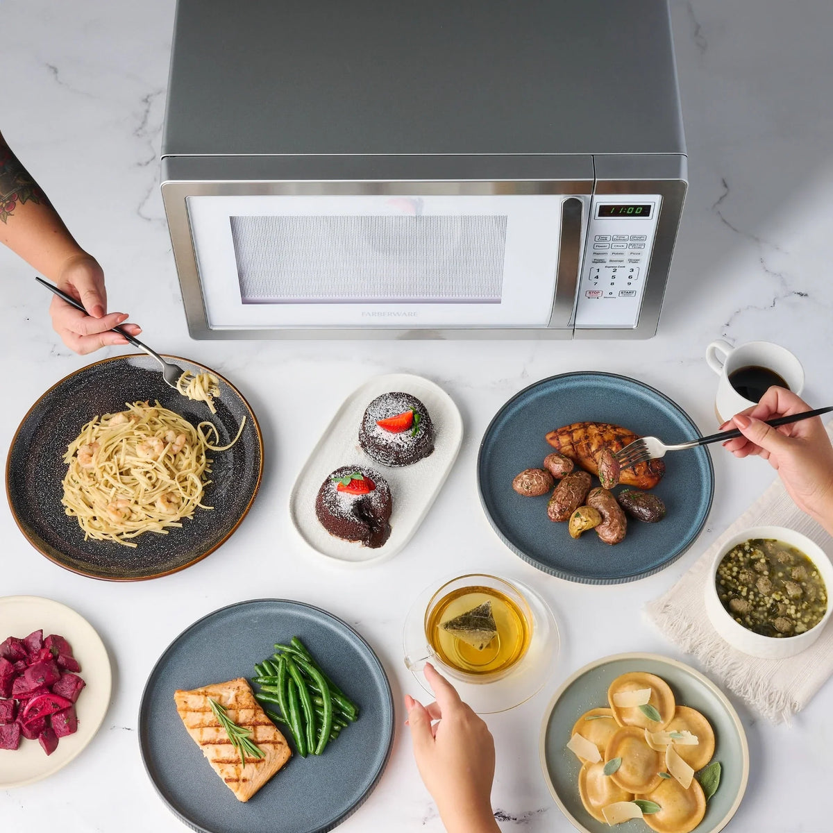 Four à micro-ondes Farberware Classic 1,1 pi cu, 1000 W
