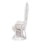 bali & pari Ediva Fauteuil d'appoint paon en rotin naturel blanc : Polyester rembourré, aucun assemblage requis